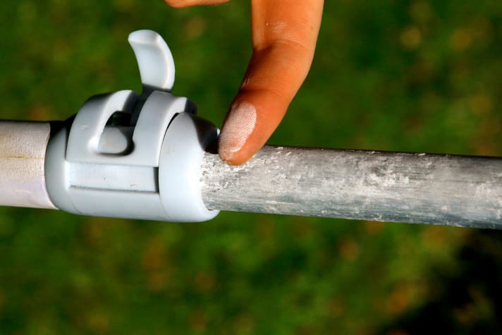 Image no. 3: Corrosion dust on the fork end pieces