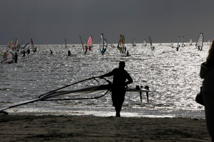 Windsurfing hot spot Makkum - simply the "place to be" when the wind direction is right!