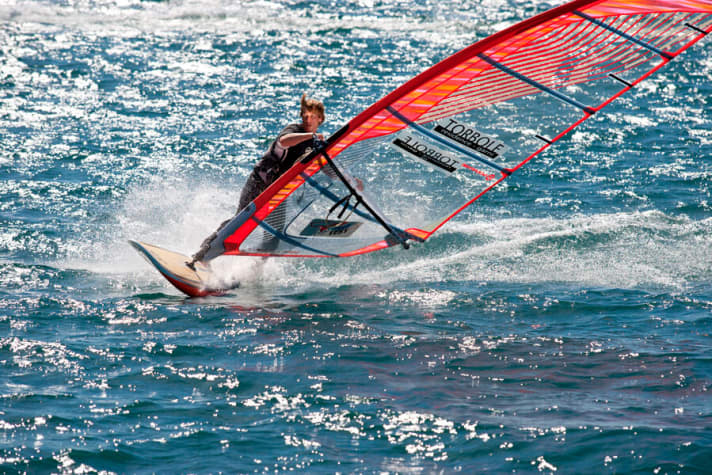   [Board] Starboard Carve 131 Wood : [Tester] Marius Gugg : [Spot] Torbole