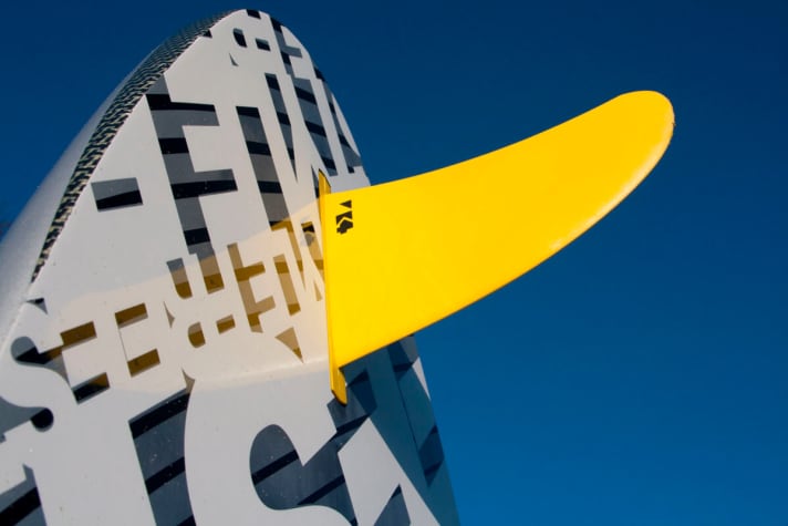   Short freestyle fins and even more so quad fins are still easy to build with the favourable plastic construction.