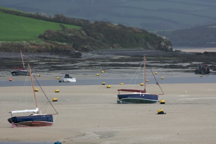 A tidal range of 12 metres is not uncommon on the Atlantic coast