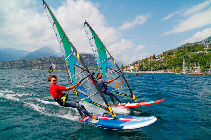Test 2017 Inflatable Windsurfboards SURF