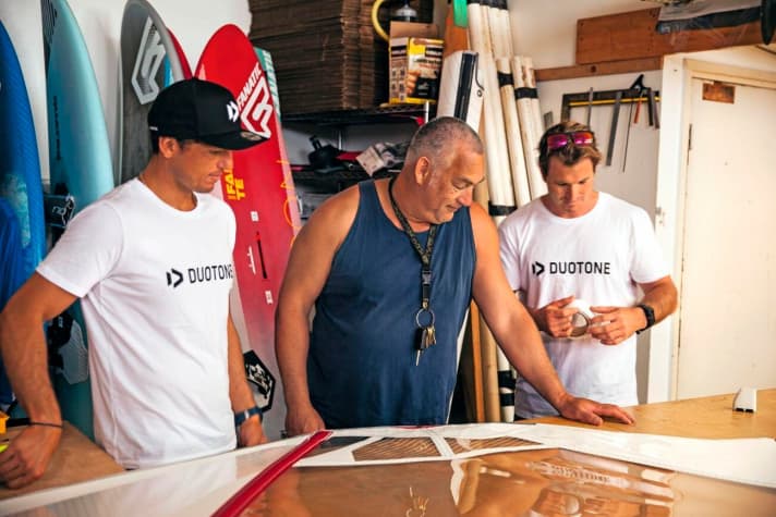 Sailmaker Kai Hopf (centre) continues to develop the new Duotone sails with team riders Victor Fernandez (left) and Marco Lang (right).