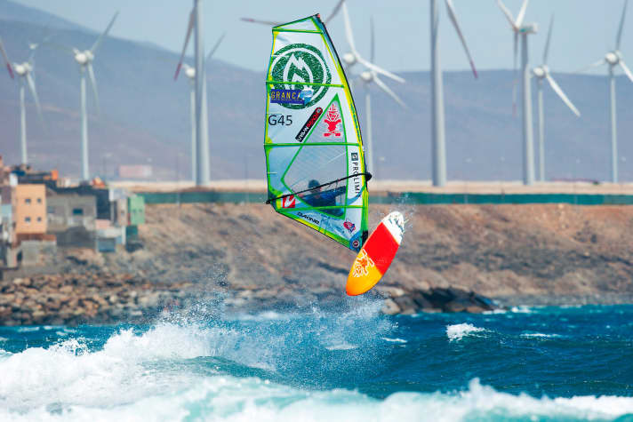 Henri Kolberg from the Schlei has a clear goal. The word "maybe" does not appear in his future plans to become a professional windsurfer.