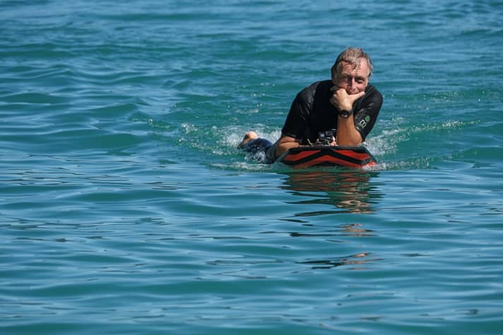 SURF-Testchef Stephan Gölnitz bei der Probefahrt auf dem Walchensee.