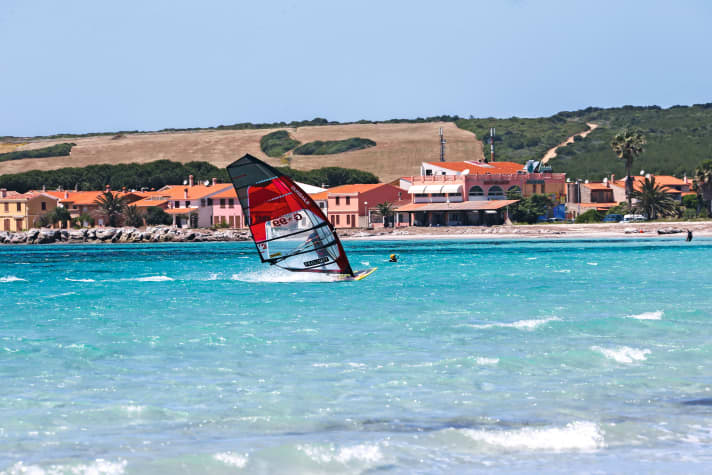   Putzu Idu - flat water spot with surf school on the beach