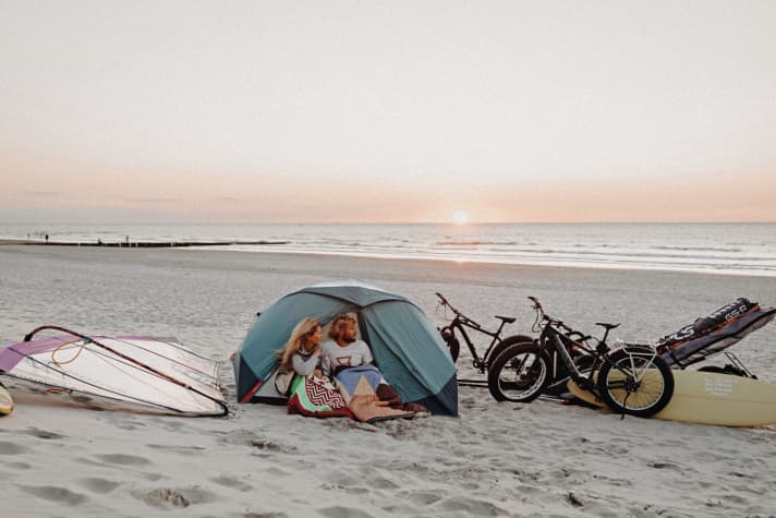 Mit dem Bike zum Beach... und dann noch Camping-Romantik...
