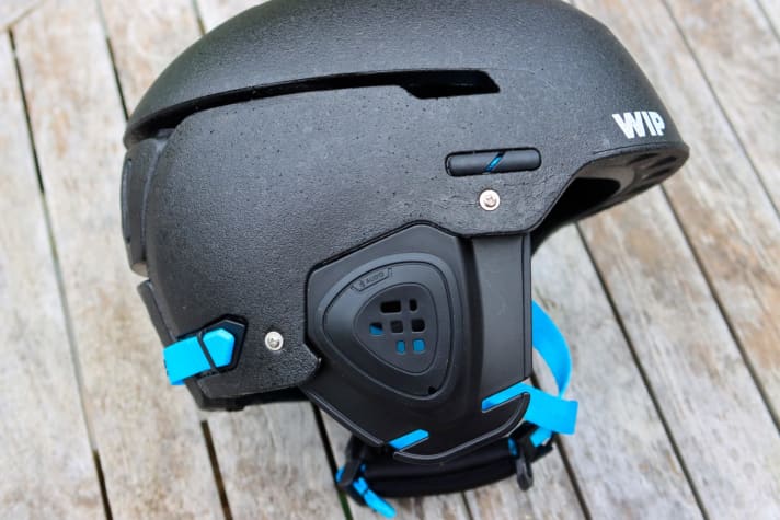The Wiflex Pro with removable ear covers.