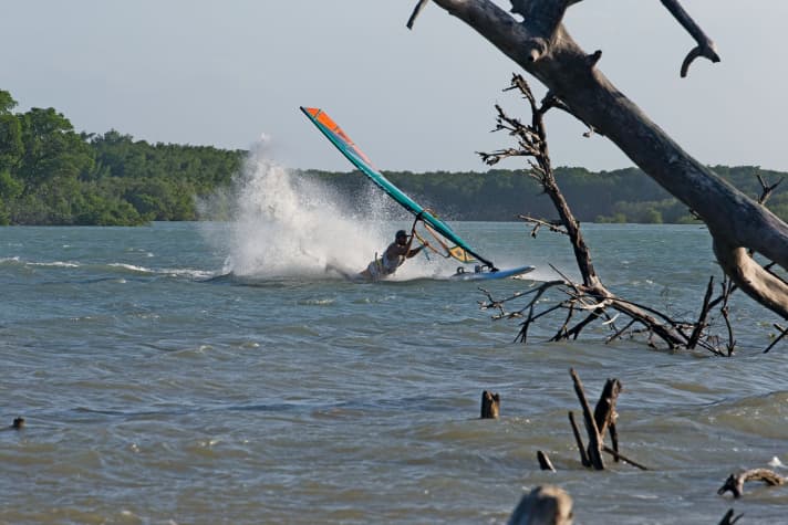 surf/M4730941_7446390ccd178ca9d3c60dab0fae31f5