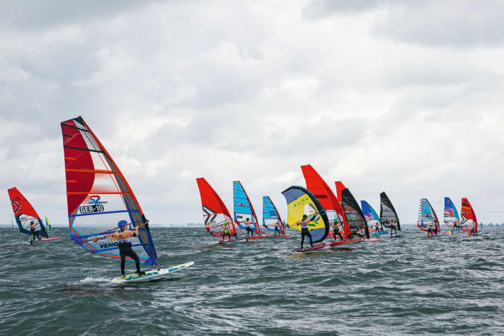 Beim Racer of the Sea sind alle Surfer willkomen