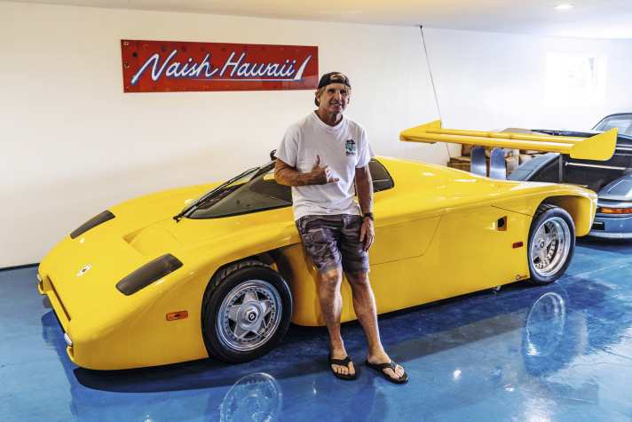 Für einen Autofreak wie Robby ist Maui nicht unbedingt der ideale Ort. Ihm reicht es, wenn er seinen Fuhrpark ab und zu gemütlich ausführen kann.