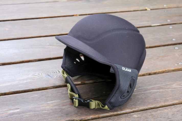 Olaian surf helmet from Decathlon