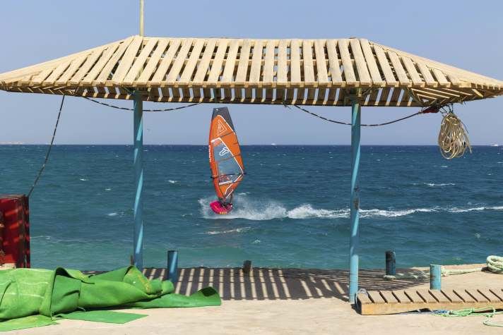 Vor Tobia Island wird das Wasser schon etwas bewegter als in der Bucht.