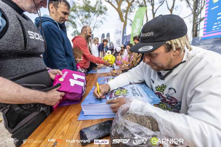 surf/gkotb-day-3-04376-copy_8f565ec676da6b087457d413d90028f7