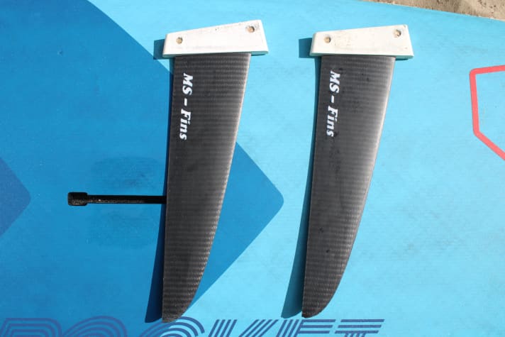 How much of an advantage does high-quality carbon fibre have over standard fins? We will find out!