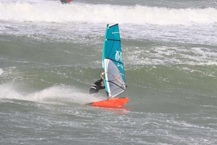 surf/img-2067_6390036a77b609291ddb74e9787efab3