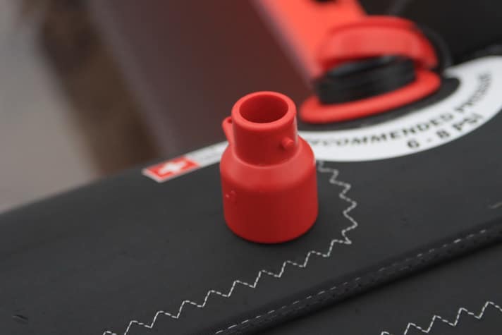 Ein Pumpenadapter für das Ensis-System ist dabei