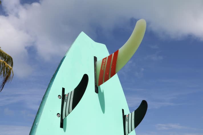 We also used the standard fins of the 3S+ as a thruster set reference for the boards with a standard single fin (Duotone, JP-Australia, Starboard).