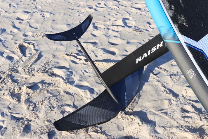 Foils with a low-aspect ratio have a lot of surface area in relation to the wingspan