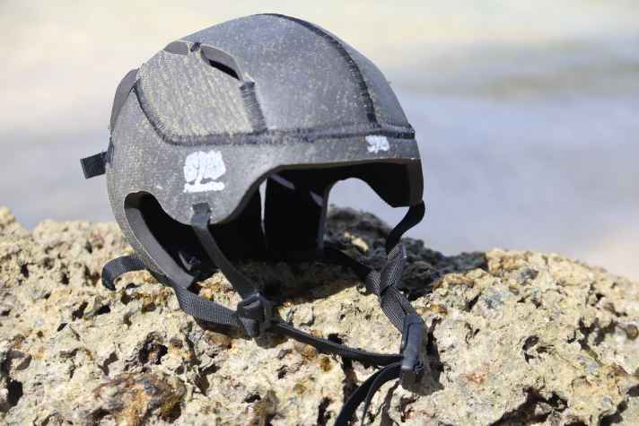 Wassersporthelm von Sjø Protection