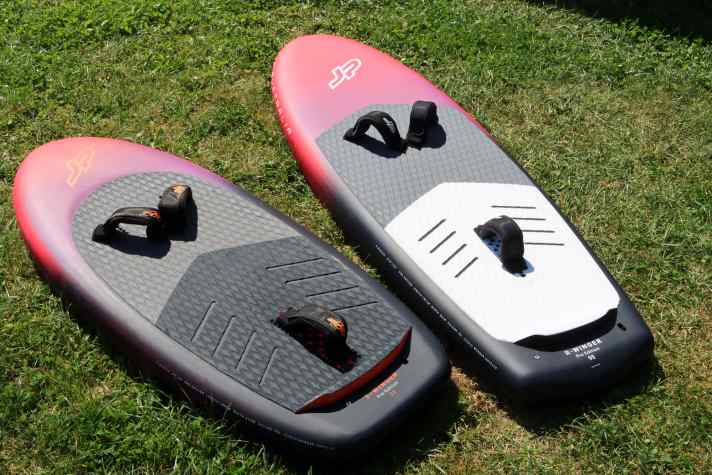 Compared to the F-Winger 77 (left), even the R-Winger is significantly narrower and much longer at 95 litres