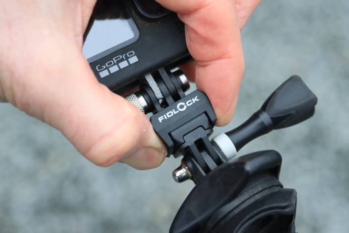 Der Fidlock Mount ist zusätzlich zum magnetischen Verschluss auch mechanisch gesichert