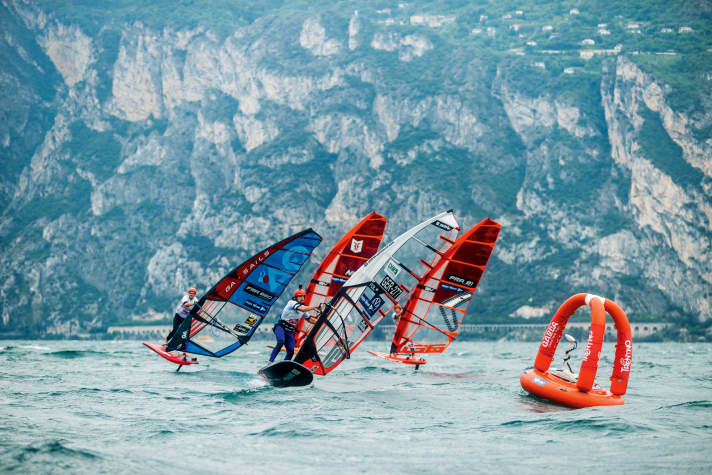 Despite uncertain wind conditions and long waiting times, youngster Michele Becker remained focussed. Some of the veterans were not so cool.