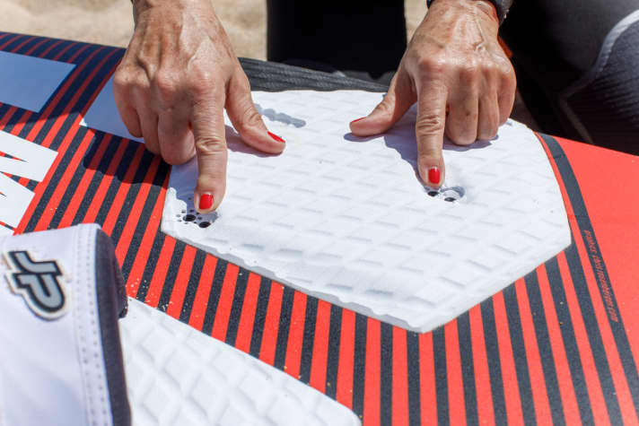 For example, if you select the front and rear plug, you can adjust the width of the loop