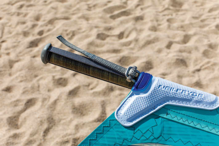 Adjustable sail top