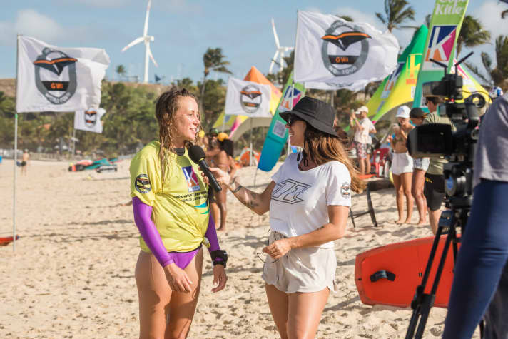 Flora Artzner (left) won the women's event