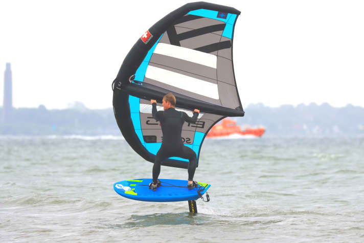 The Ensis Score offers particularly wide grip loops