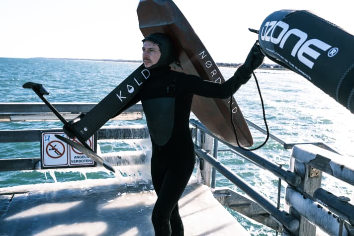 "Watt mutt datt mutt" - Mario doesn't miss out on a good winter surf at his home spot