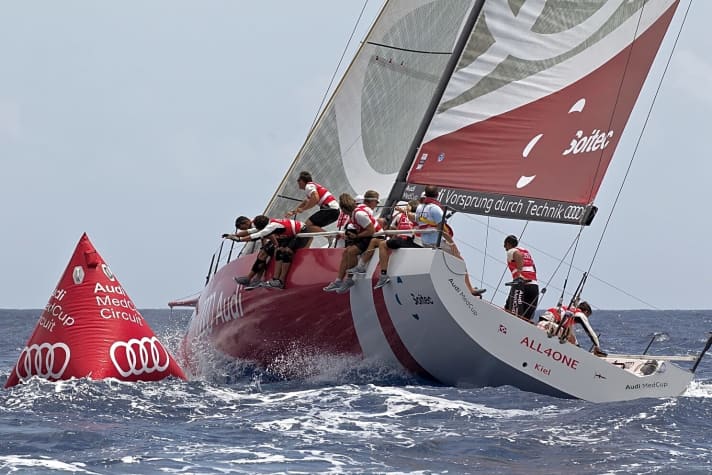 So ging die “All4One” 2012 im Audi MedCup an den Start. Jetzt hat sie als “Celestial” den Tattersall Cup für die Gesamtsiegerin im Rolex Sydney Hobart Race geholt
