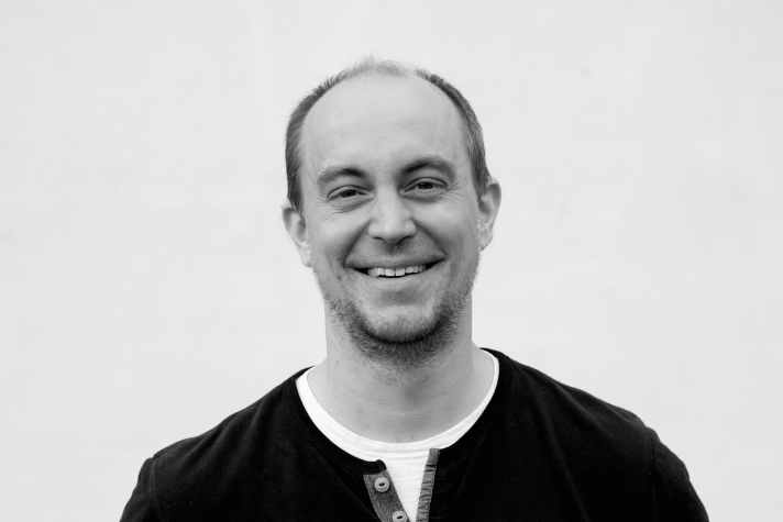 43-year-old Christian Pukelsheim is the fourth generation to run the Solingen-based scissor manufacturer Robuso. He has written a book about his one-year sabbatical as company director ("Radikal weg", Mentoren-Verlag)