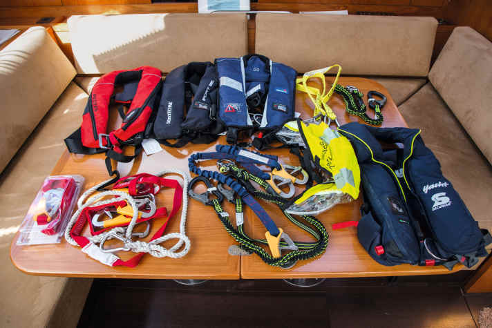 Linee di sicurezza (Località: Flensburg, Sonwik, Data: 19.07.2018, Editore: Michael Rinck)