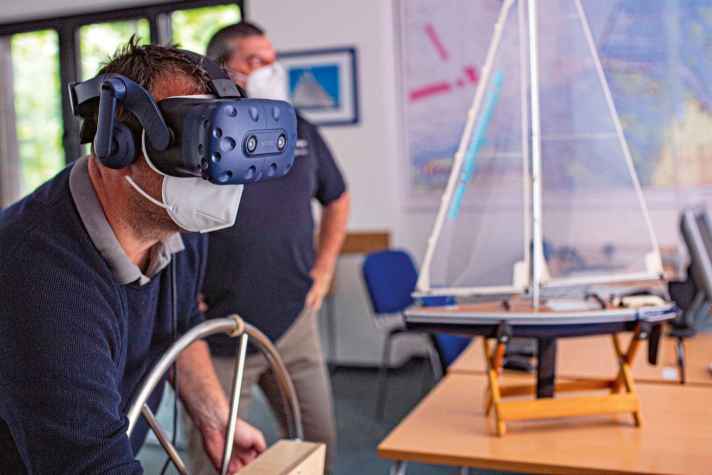 L'eSailing non richiede barche, patenti e conoscenze.