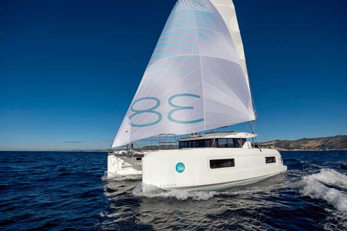 Lagoon 38 Catamaran