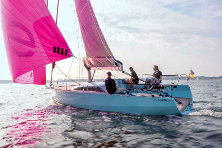 Sunbeam 29.1: lunghezza scafo 8,99 m; larghezza 2,48 m; peso 1,9 tonnellate; a partire da 130.780 euro (GT).