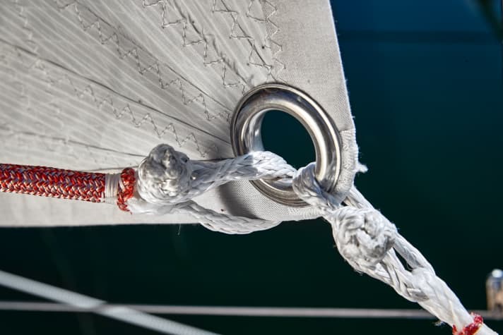 Écoutes avec manilles de cordage