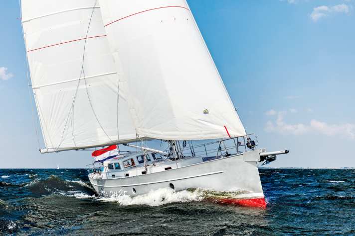 Hull length: 14.45 m; waterline length: 12.64 m; width: 4.05 m; draught/old: 1.40/2.95, 2.15 m; weight (with swing keel): 13,0 t.