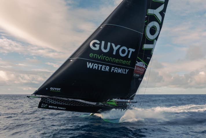 yacht/318642041_478687901037189_5379138516408637324_n_ee3deb6da3c0640efd09a95d1999ba6d
