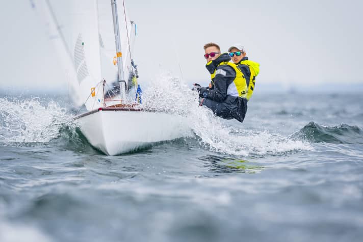 Probably the biggest surprise at the GIDJM 2022: helmswoman Mia Sophie Aldag and Johan Rohner won as a spontaneously formed last-minute crew in the Pirate | Sascha Klahn | Copyright: Sascha Klahn/saschaklahn.com
