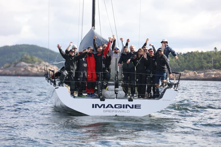 Sails to third place in the large European Championship class A: Holger Streckenbach's TP52 "Imagine"