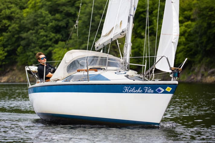 Used boat purchase: Dehlya 22