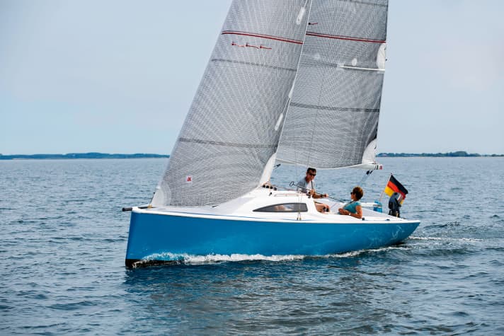 Cruiser compatto di 28 piedi