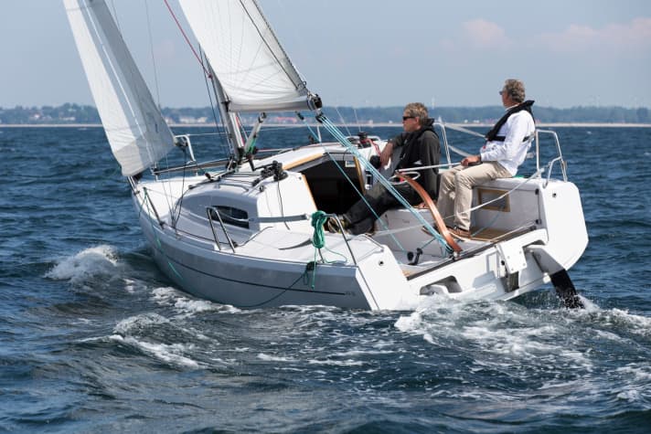   Tide 25: Double rudder blades are an option
