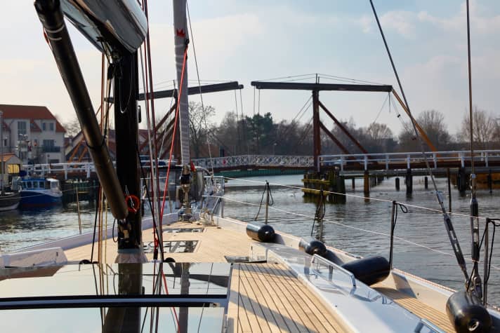 Bridge in Greifswald-Wieck: Maritime landmark of the Hanseatic city