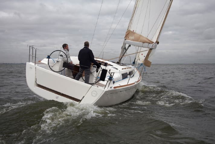   Big stage: the bathing platform can be folded down. Two wheels are (still) rare in this class