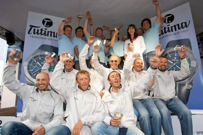   The winning crews: "König&Xie" (above) and "Legagain" (below)