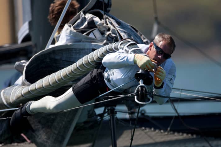   Crew and clothing in extreme conditions